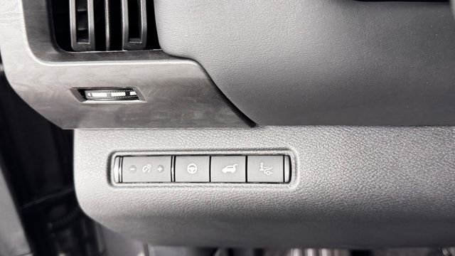 New 2026 Nissan Pathfinder Platinum AWD/4WD image 34