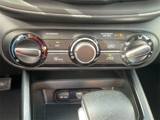 Used 2023 Kia Soul LX w/ LX Technology Package image 33