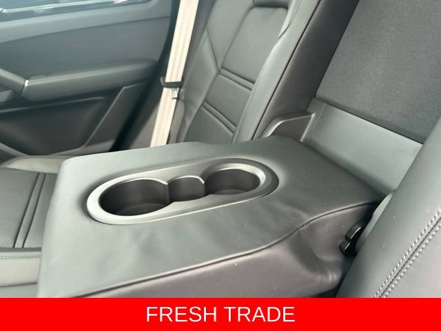 Used 2022 Porsche Cayenne Platinum Edition AWD/4WD image 42