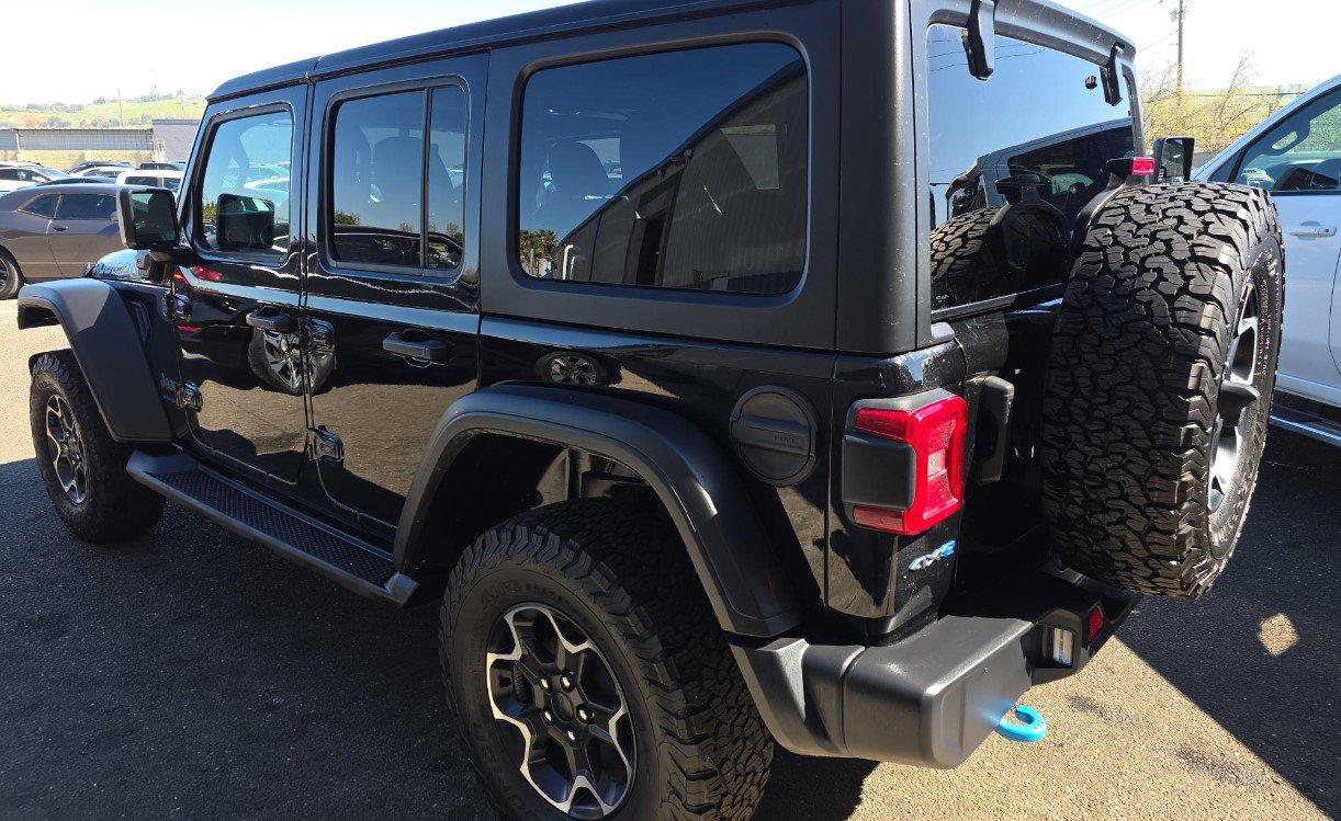 Used 2023 Jeep Wrangler Unlimited Rubicon 4xe image 6
