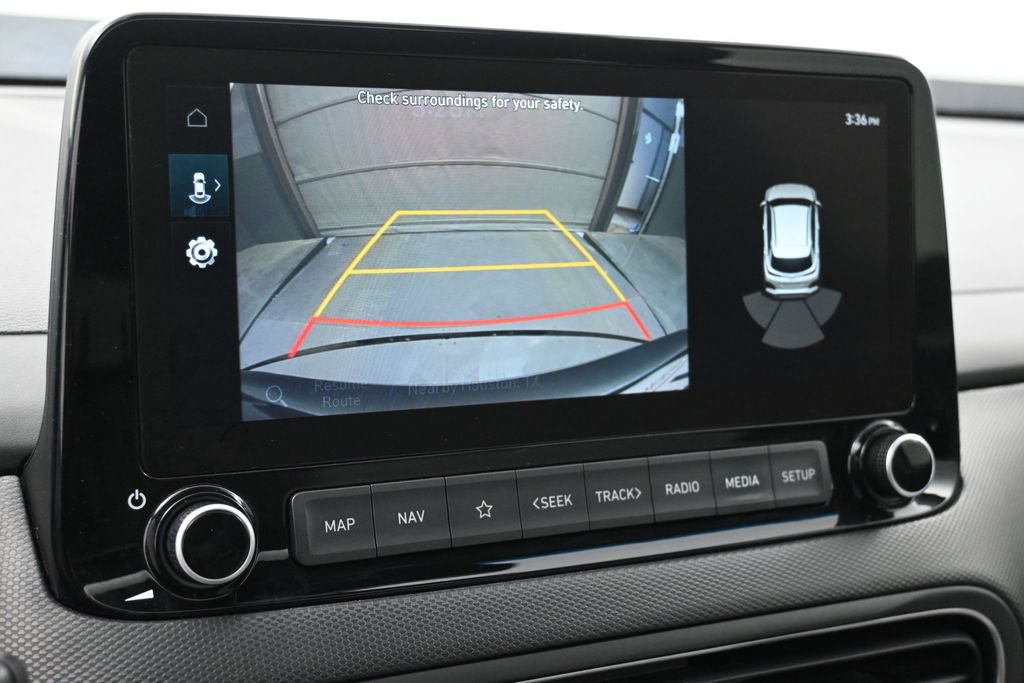 Used 2022 Hyundai Kona Limited FWD image 9