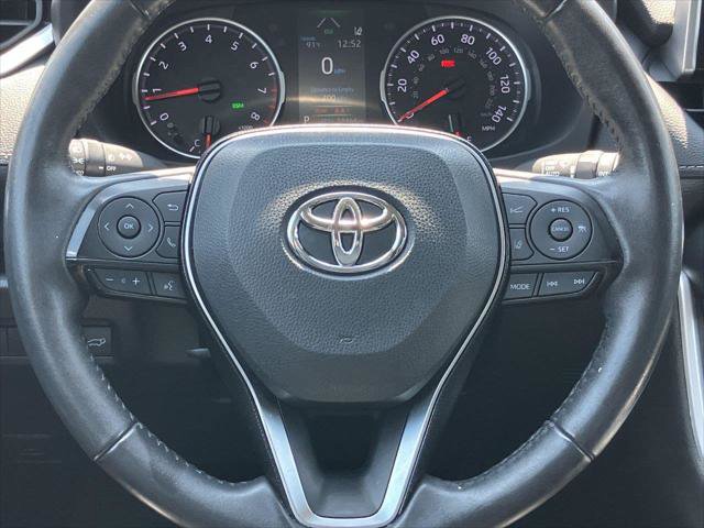 Certified 2021 Toyota RAV4 XLE Premium AWD/4WD image 19