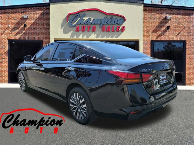Used 2023 Nissan Altima 2.5 SV image 9