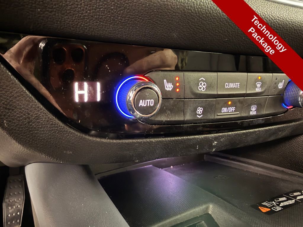 Used 2023 Buick Enclave Essence w/ Sound and Sites Package image 31