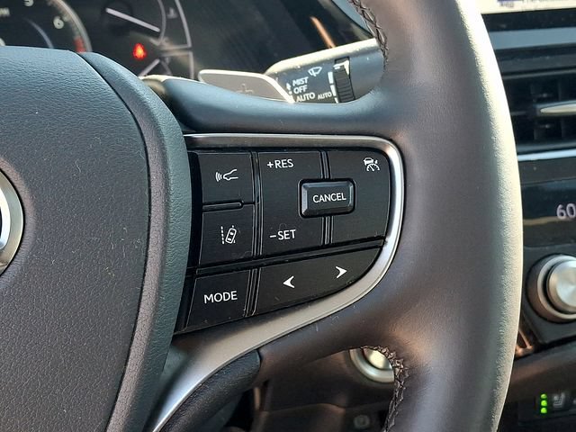 Certified 2024 Lexus ES 350 w/ Premium Package FWD image 23