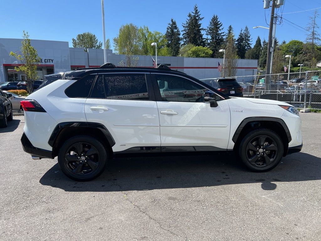 Used 2021 Toyota RAV4 XSE AWD/4WD image 3