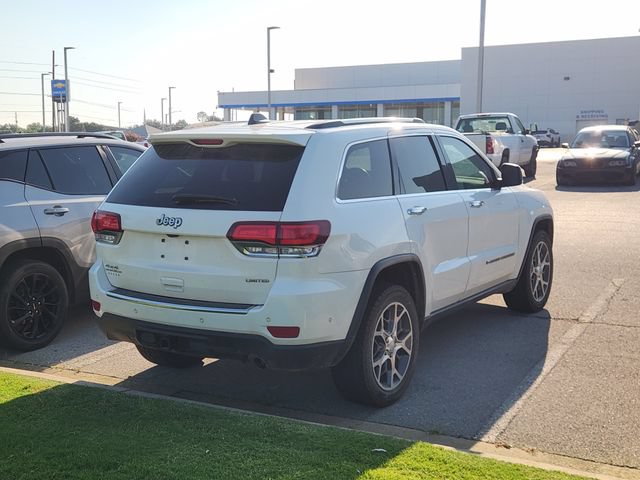 Used 2022 Jeep Grand Cherokee Limited w/ Tech Group AWD/4WD image 4