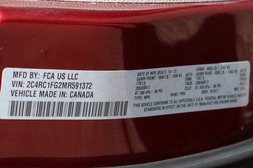 Used 2021 Chrysler Pacifica Touring w/ Uconnect Theater Family Group image 49