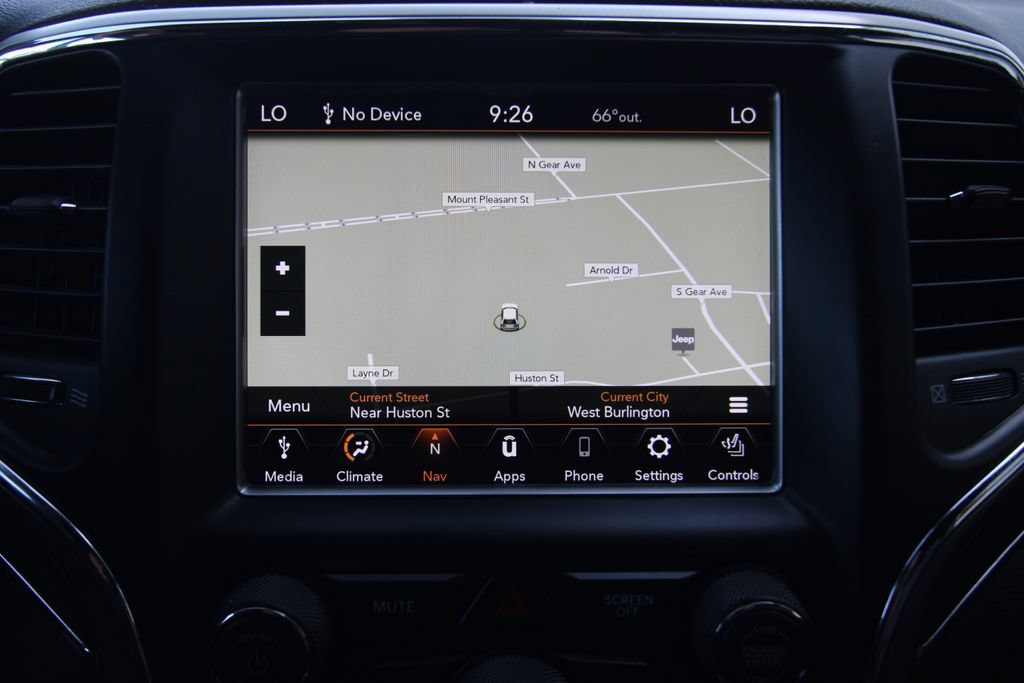 Used 2018 Jeep Grand Cherokee Limited AWD/4WD image 14