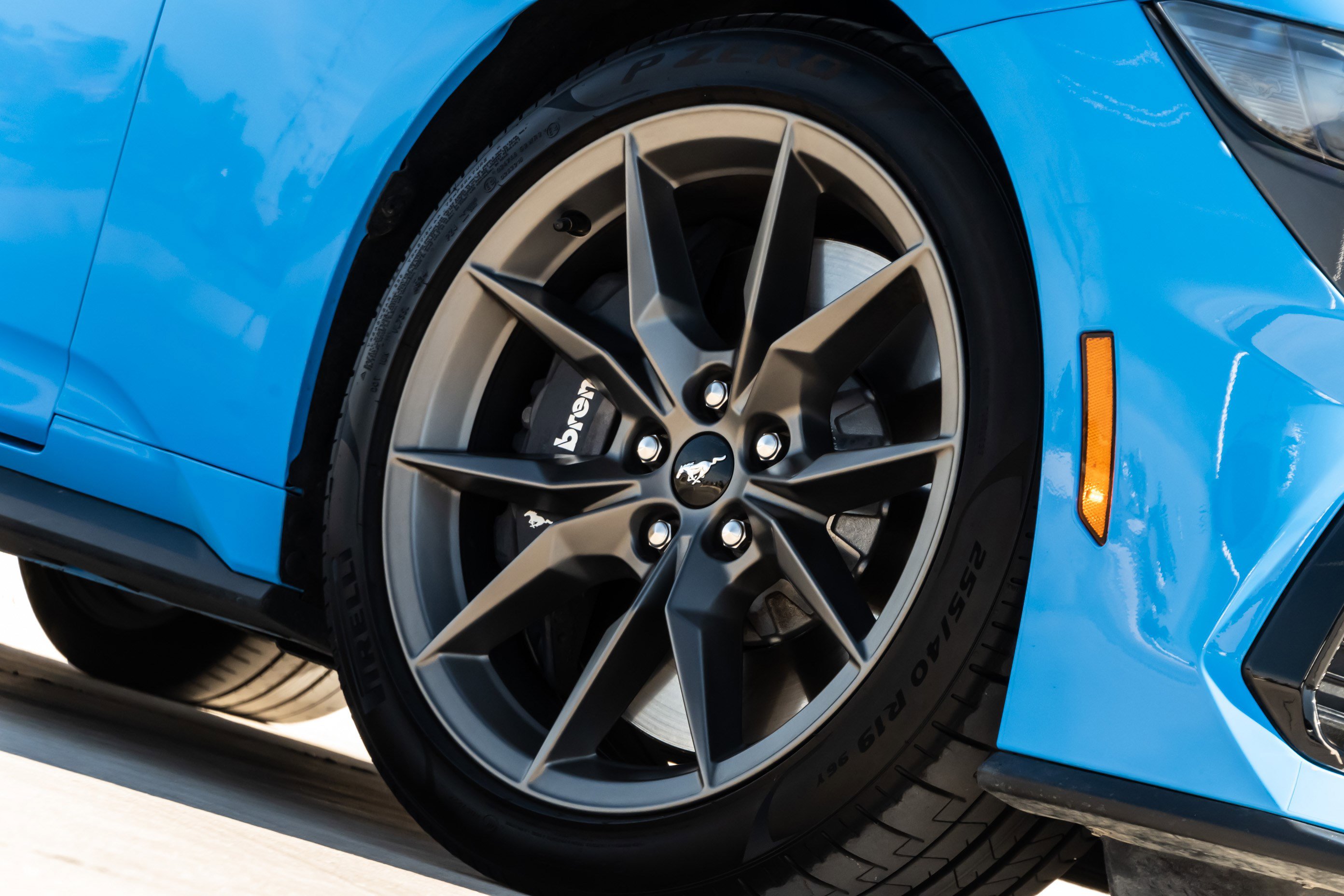 Used 2025 Ford Mustang Dark Horse image 9