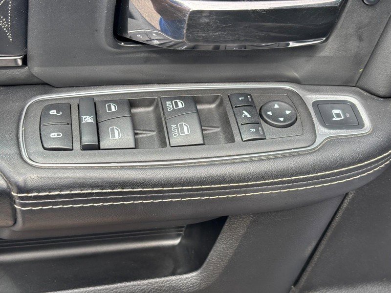 Used 2022 RAM 3500 Limited AWD/4WD image 17