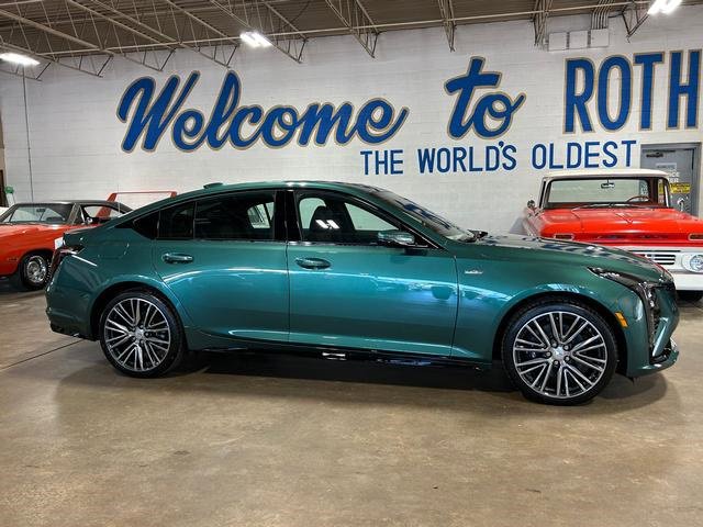 New 2026 Cadillac CT5 V w/ Technology Package image 2