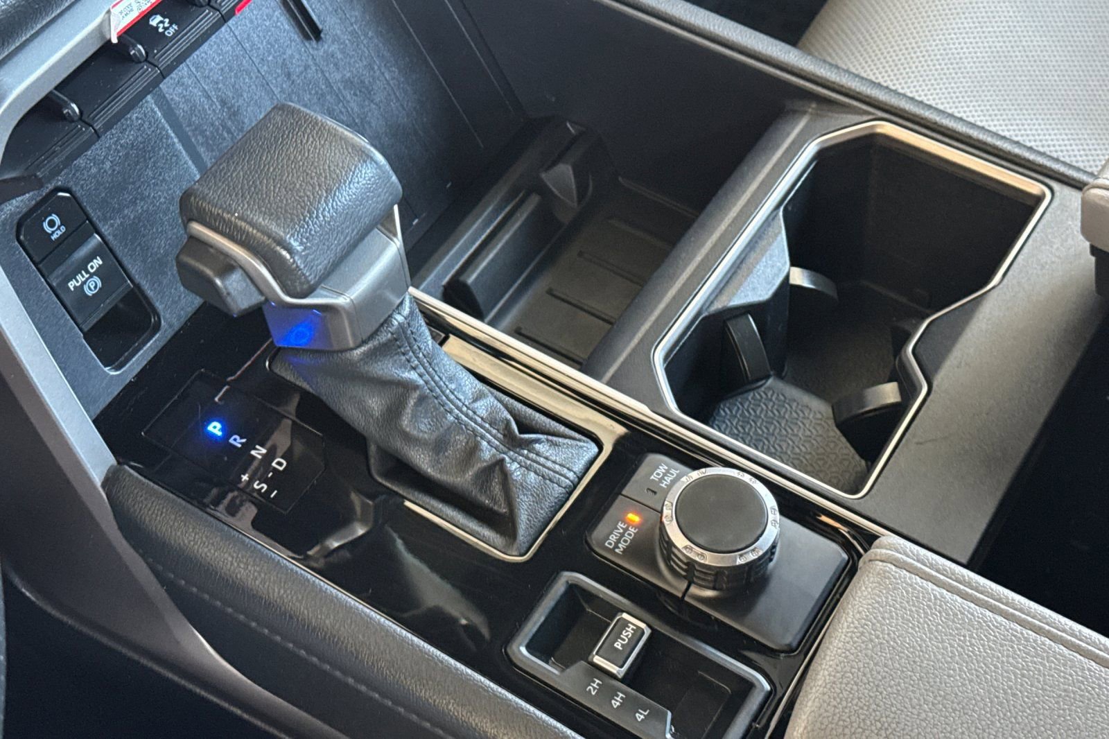 Used 2025 Toyota Tundra Limited image 20