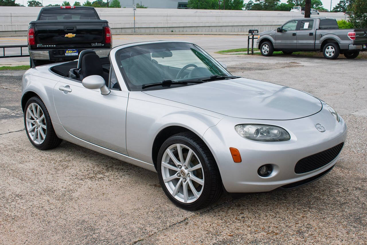 Used 2008 MAZDA MX-5 Miata Touring RWD image 8
