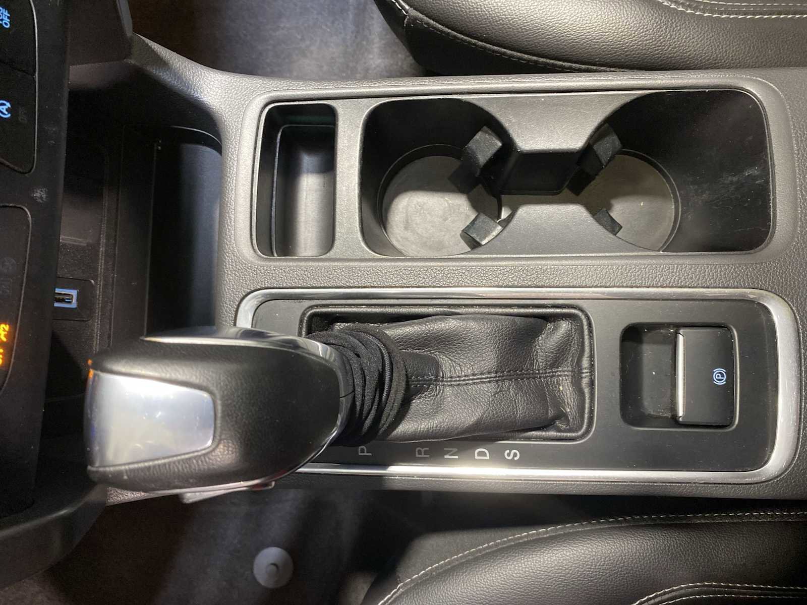 Used 2018 Ford Escape SEL w/ Ford Safe & Smart Package image 17