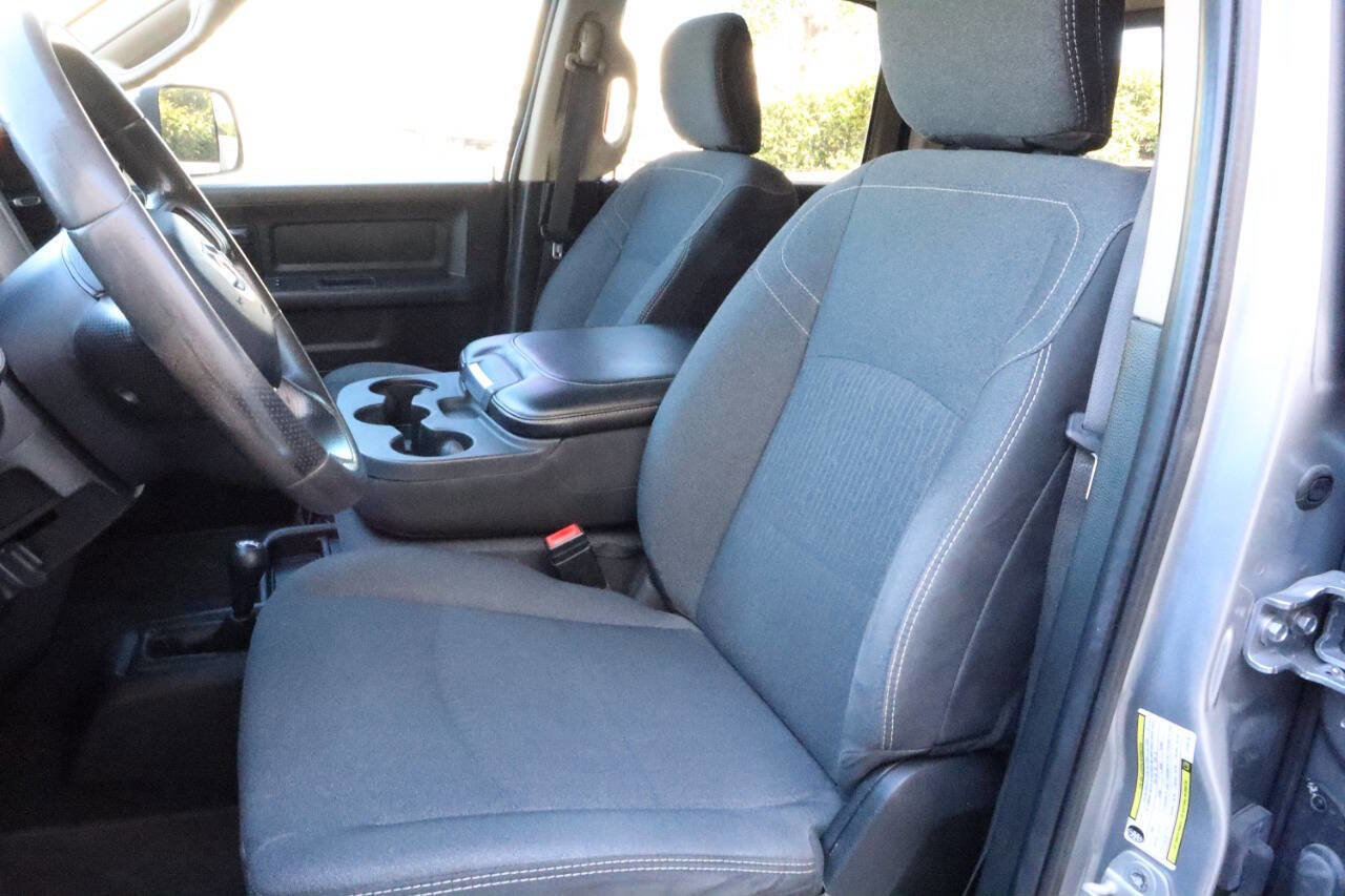 Used 2020 RAM 3500 Tradesman image 3