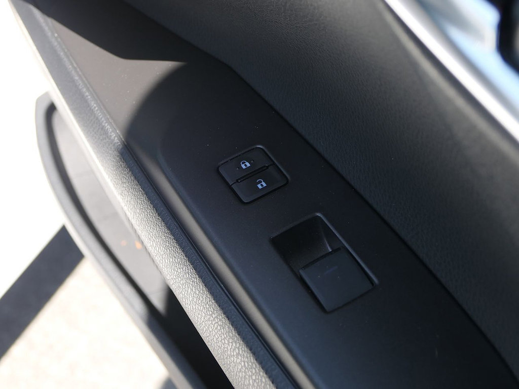 Used 2024 Toyota Camry SE FWD image 26