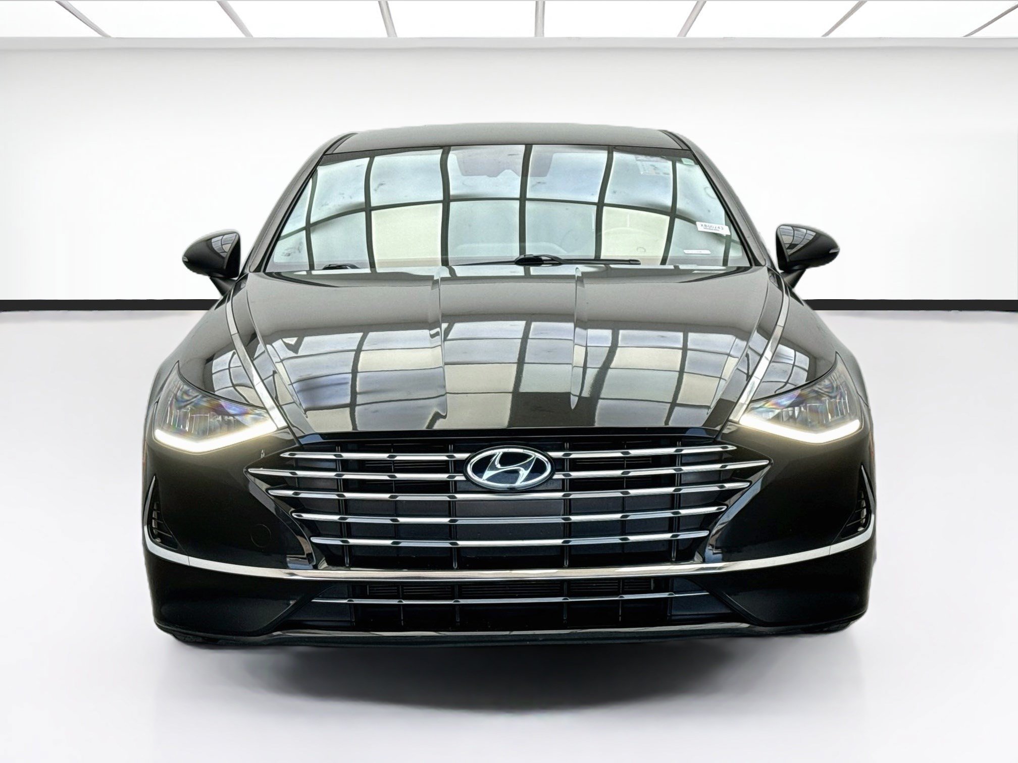 Used 2021 Hyundai Sonata SEL FWD image 2