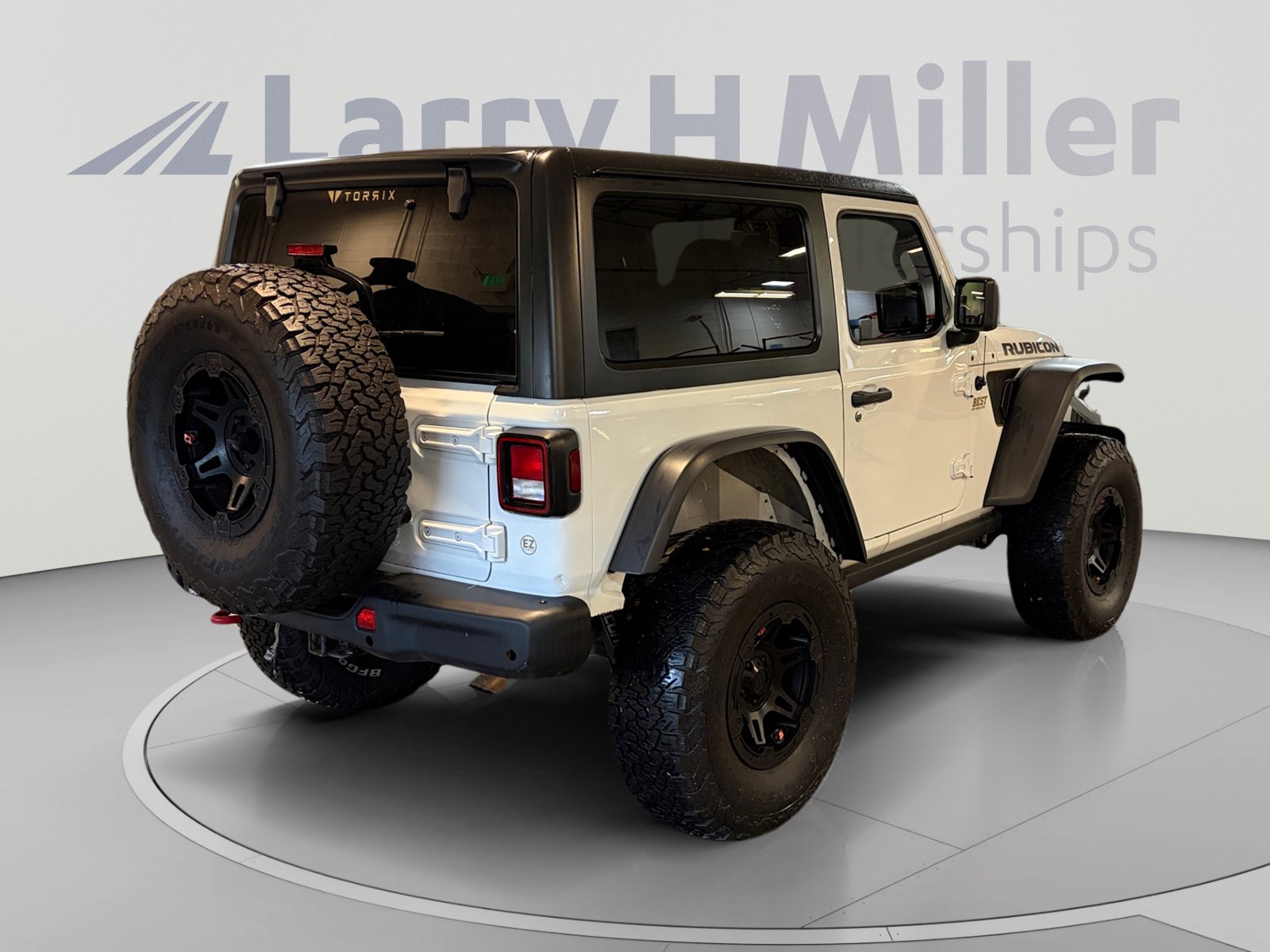 Used 2018 Jeep Wrangler Rubicon AWD/4WD image 5