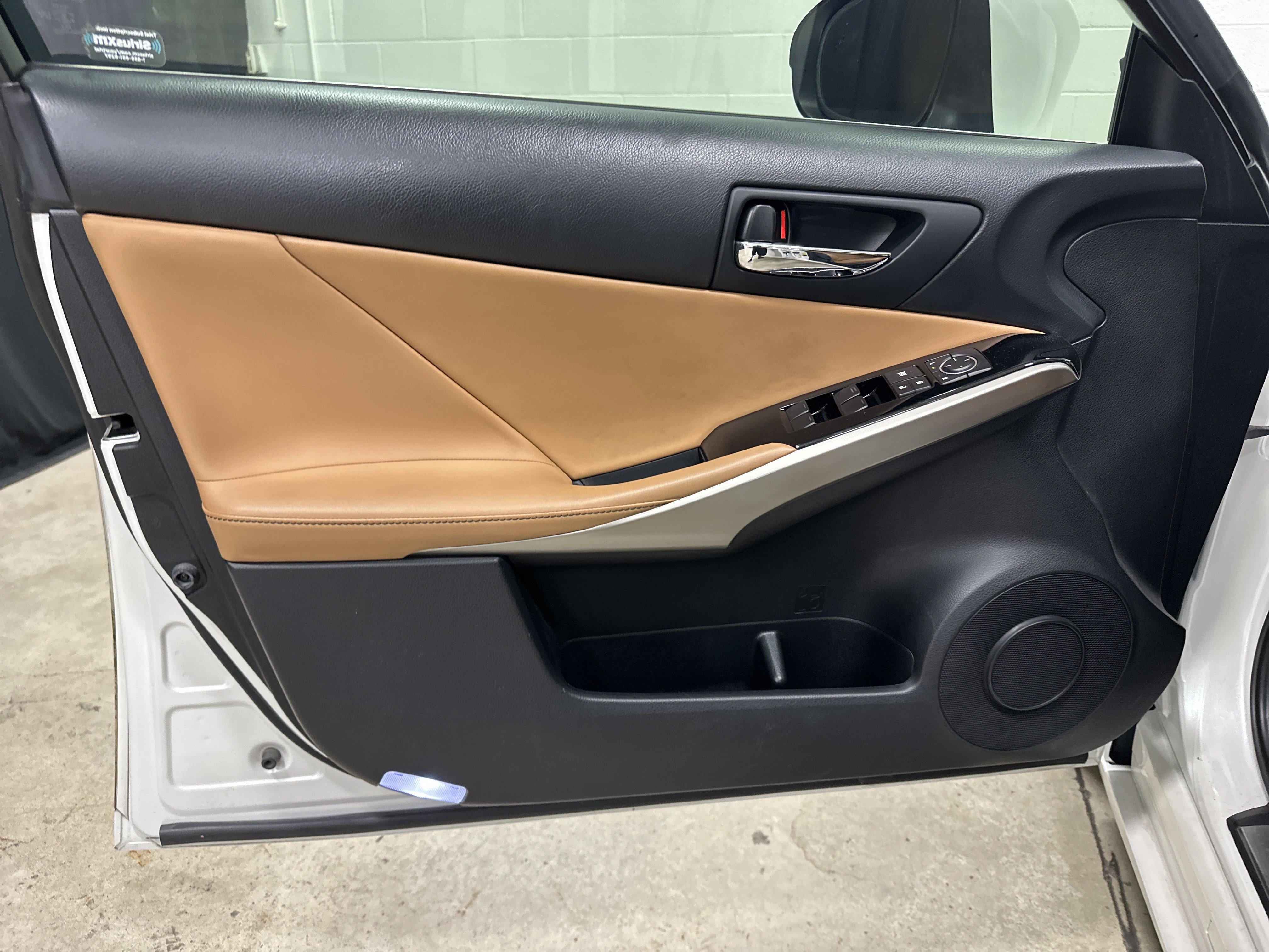 Used 2016 Lexus IS 300 AWD w/ Premium Package image 14