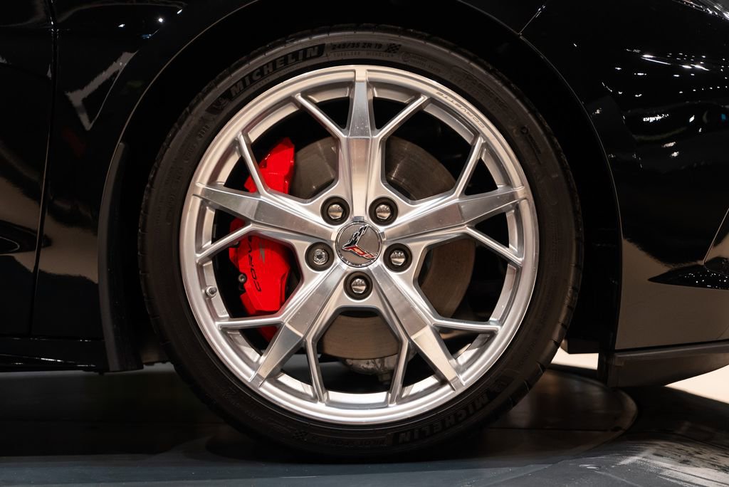 Used 2020 Chevrolet Corvette Stingray Premium Cpe w/ 3LT Preferred Equipment Group image 40