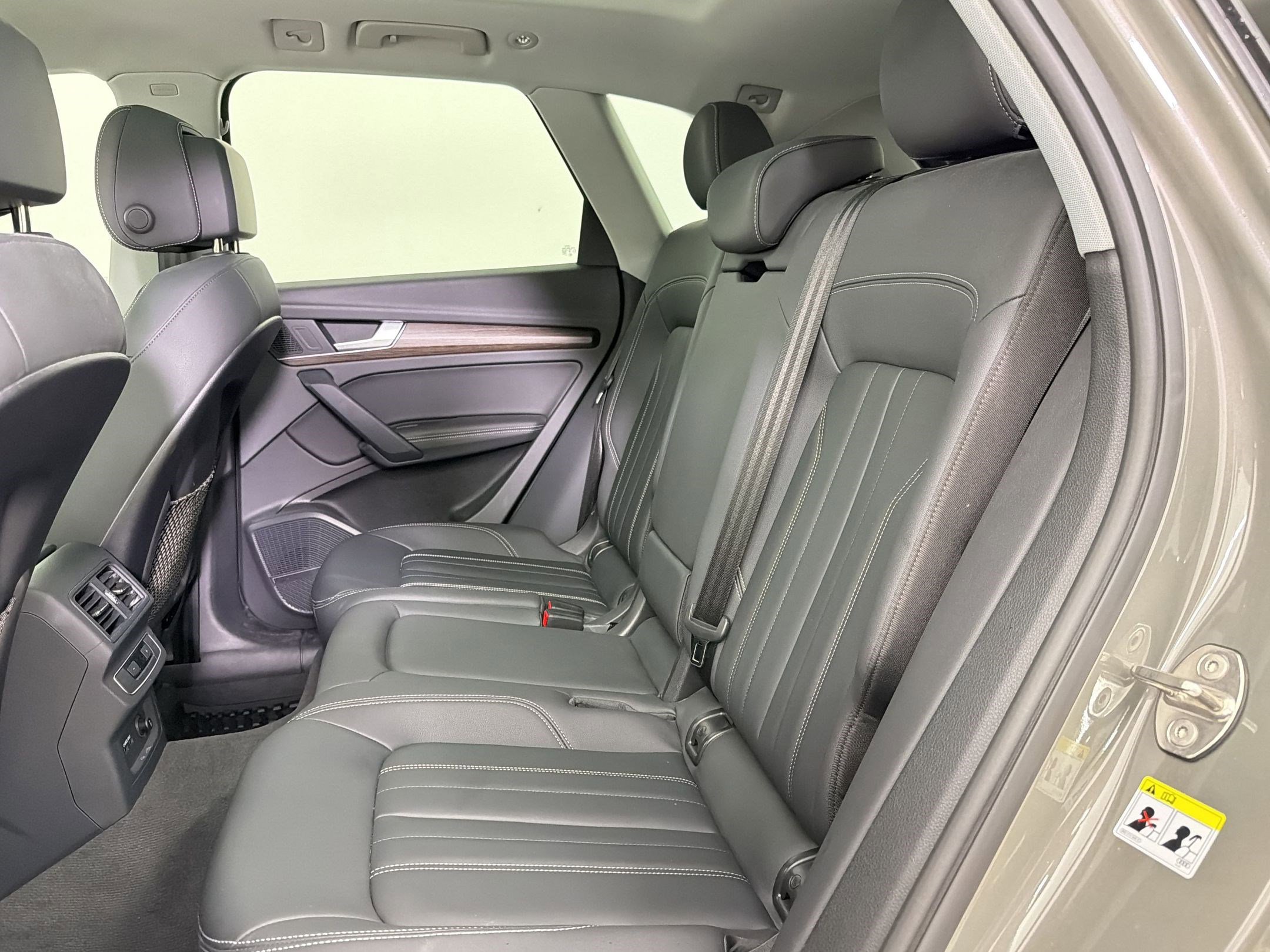 Used 2023 Audi Q5 2.0T Premium Plus w/ Premium Plus Package image 28