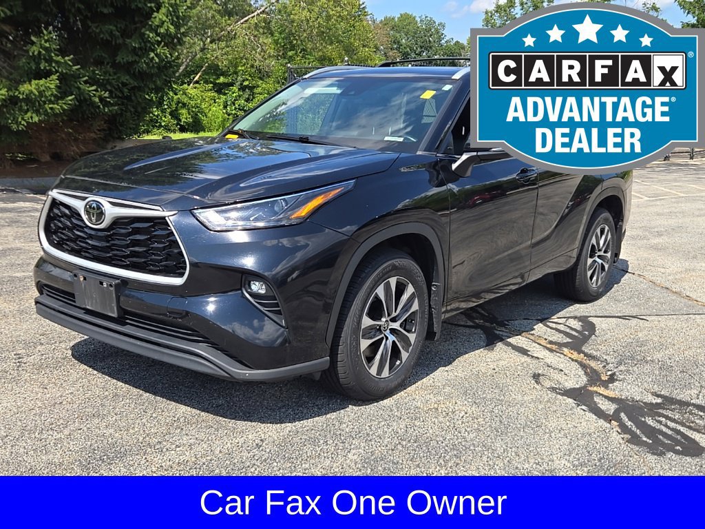 Used 2024 Toyota Highlander XLE AWD/4WD image 5