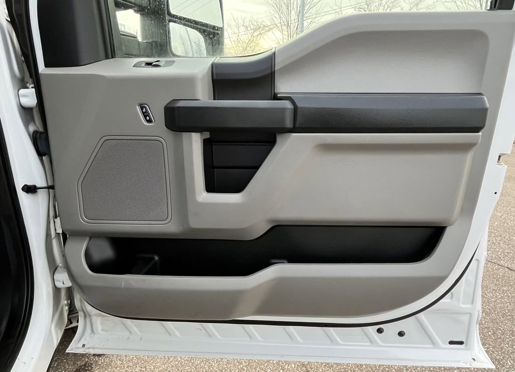 Used 2018 Ford F250 XL w/ Power Equipment Group image 14