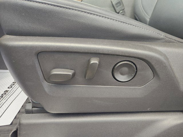 Used 2023 Chevrolet Silverado 1500 LT Trail Boss w/ LT Trail Boss Premium Package image 39