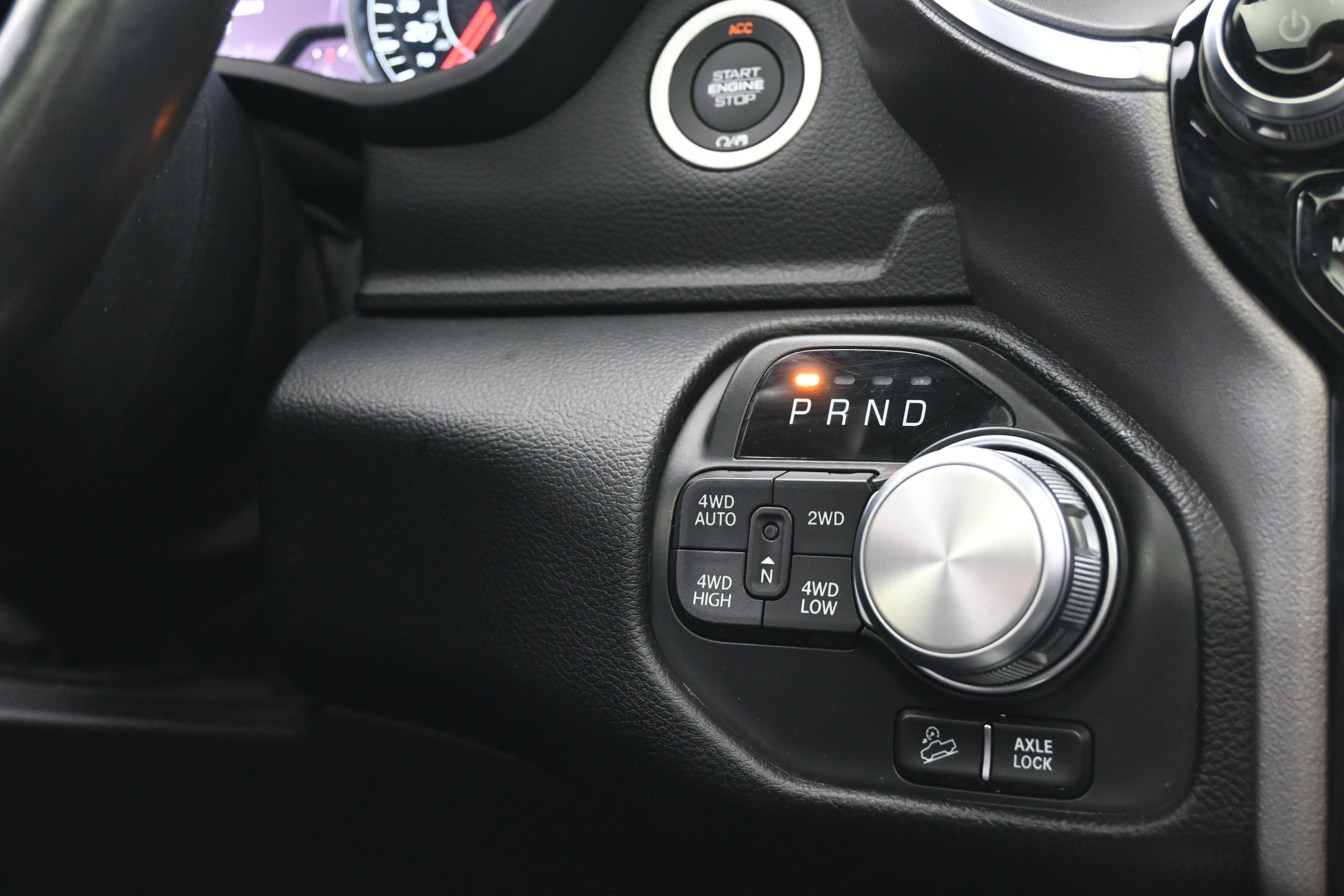Used 2020 RAM 1500 Laramie w/ Sport Appearance Package AWD/4WD image 37
