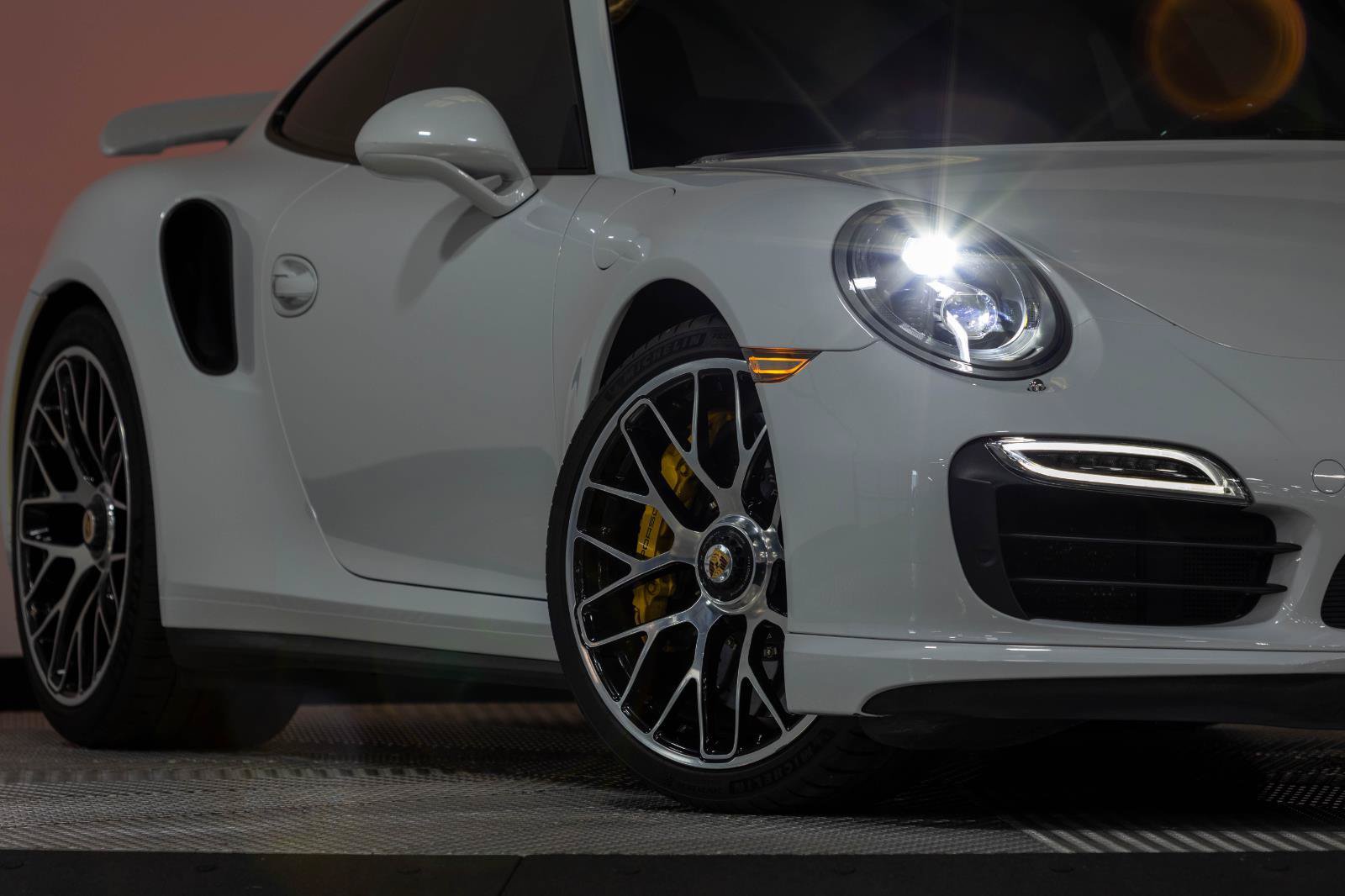 Used 2015 Porsche 911 Turbo S AWD/4WD image 31