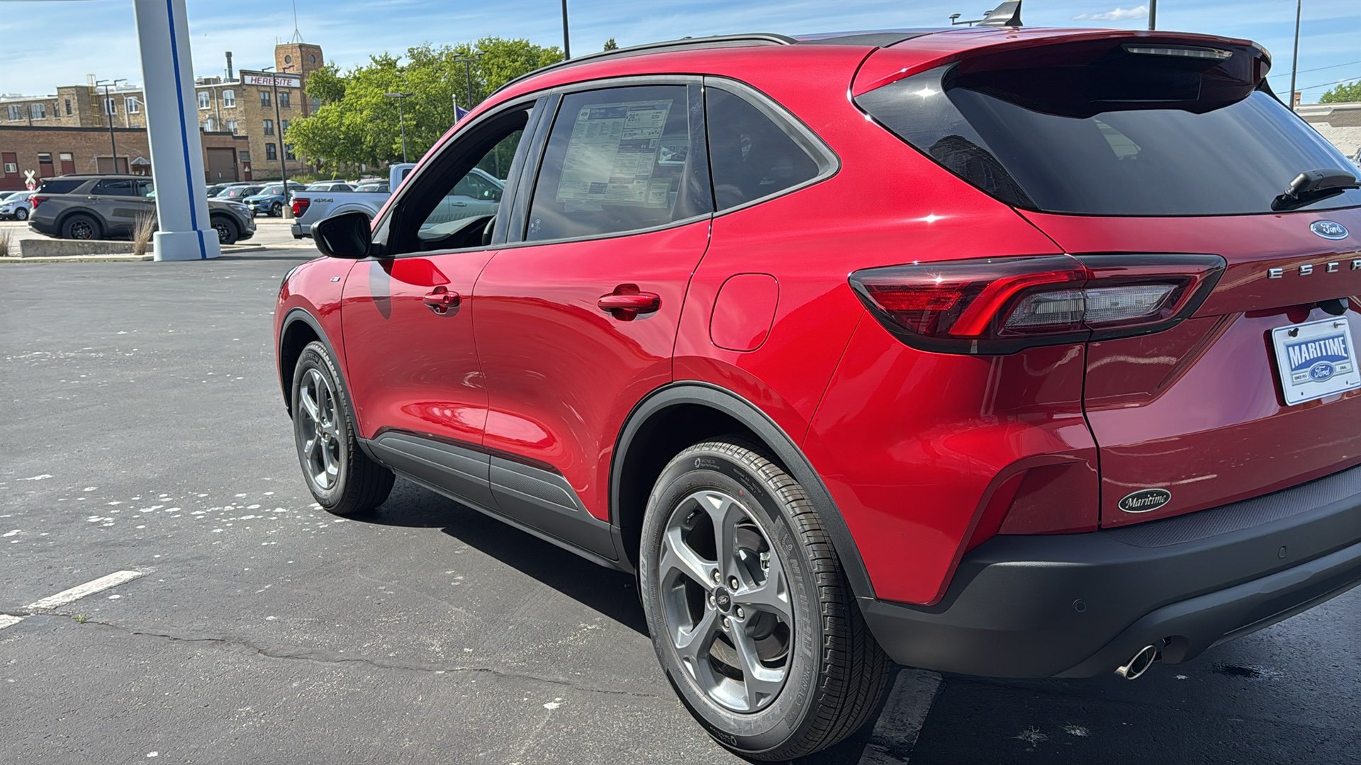 New 2026 Ford Escape ST-Line w/ Tech Pack #1 AWD/4WD image 7