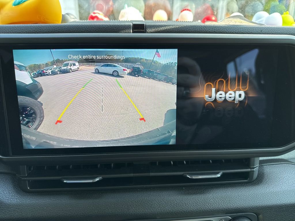 Used 2024 Jeep Wrangler Sport S image 12