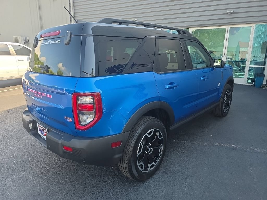 Used 2025 Ford Bronco Sport Outer Banks AWD/4WD image 6