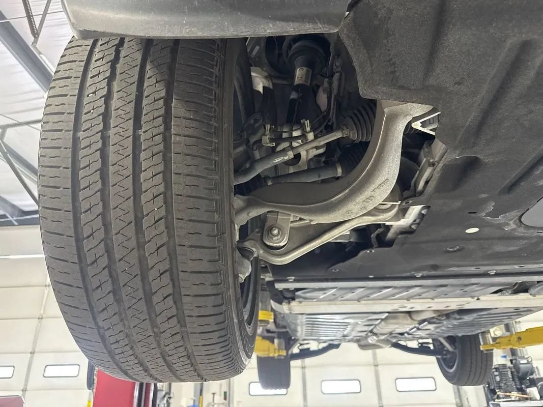 Used 2023 Jeep Grand Cherokee 30th Anniversary AWD/4WD image 27