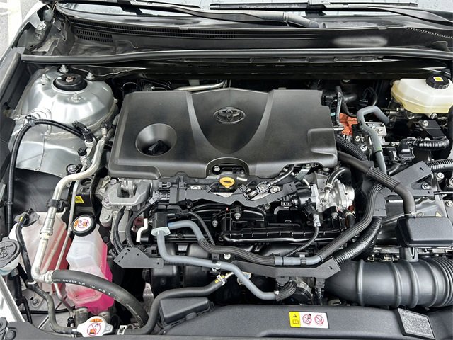 Used 2025 Toyota Camry LE image 27