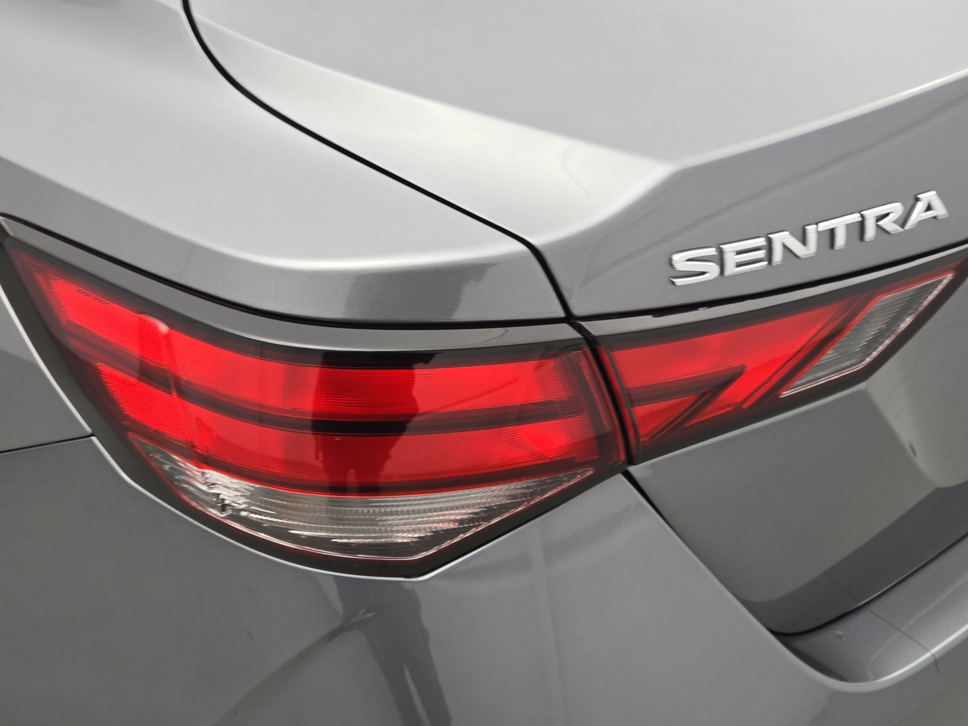 Certified 2024 Nissan Sentra SV FWD image 33