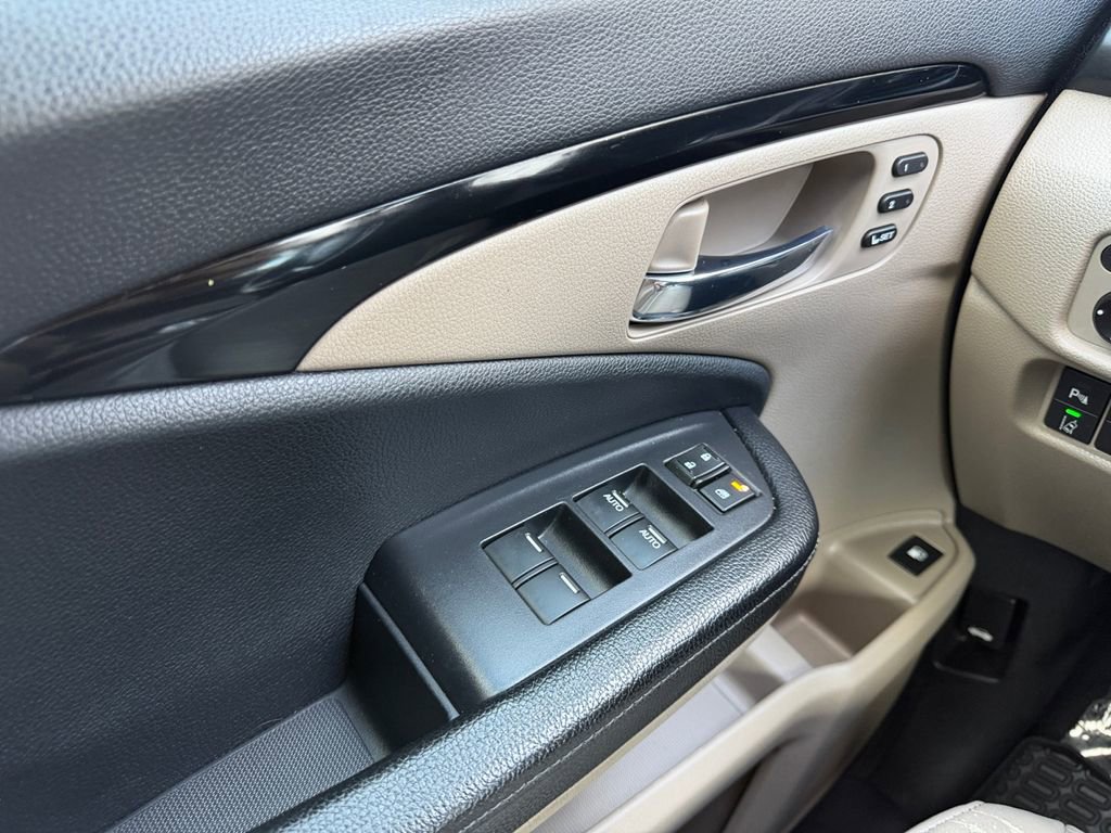 Used 2019 Honda Ridgeline RTL-E image 11