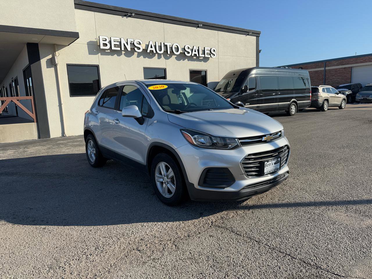Used 2020 Chevrolet Trax LS w/ Tint and Cruise Package FWD image 4