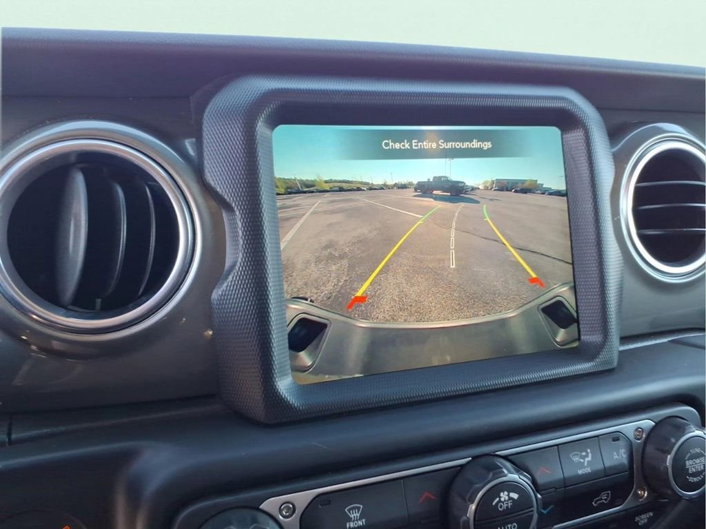 Used 2023 Jeep Gladiator Overland AWD/4WD image 27