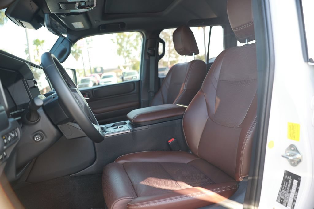 Used 2025 Toyota Land Cruiser w/ Premium Package AWD/4WD image 18