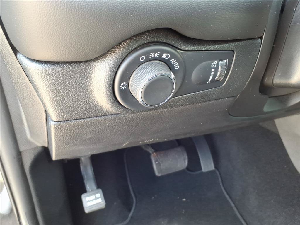 Used 2024 Dodge Durango GT AWD/4WD image 9