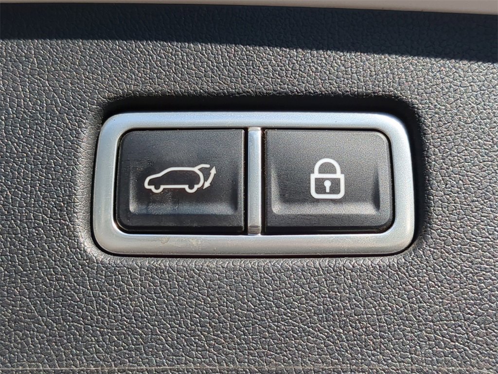 Used 2022 Kia Sorento X-Line EX image 10