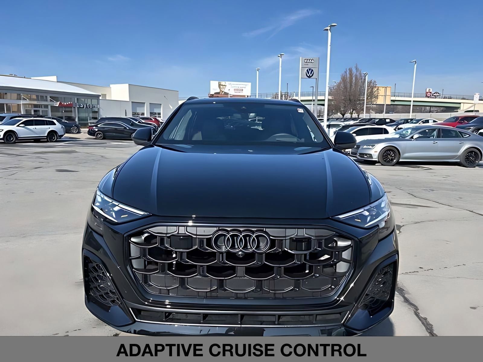 New 2026 Audi SQ8 Prestige AWD/4WD image 2