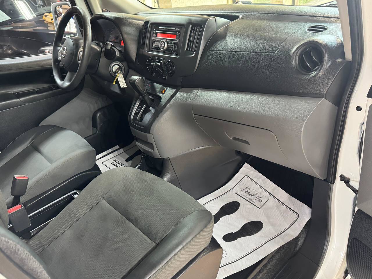 Used 2017 Nissan NV200 SV FWD image 9