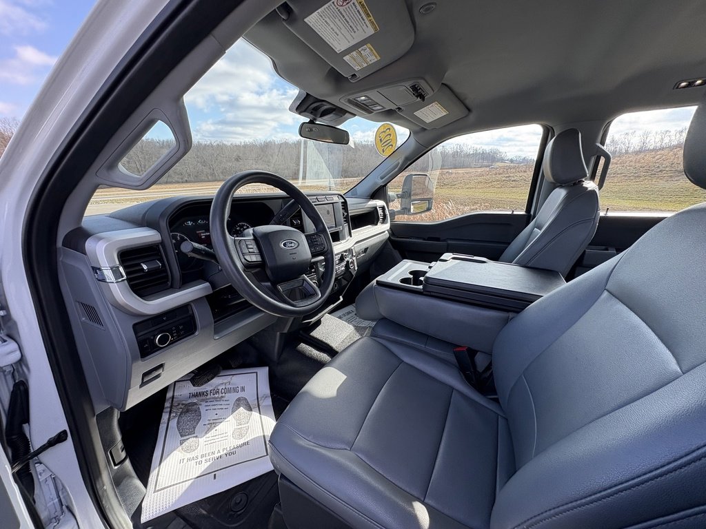 Used 2023 Ford F350 XL w/ Snow Plow Prep Package image 34