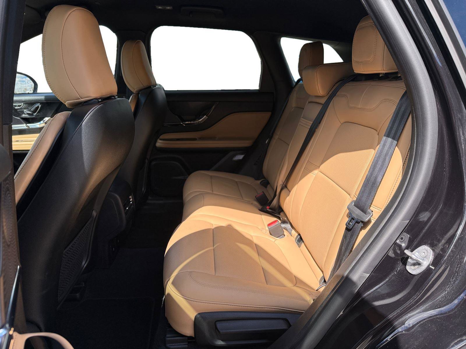 Used 2023 Lincoln Corsair Reserve image 19