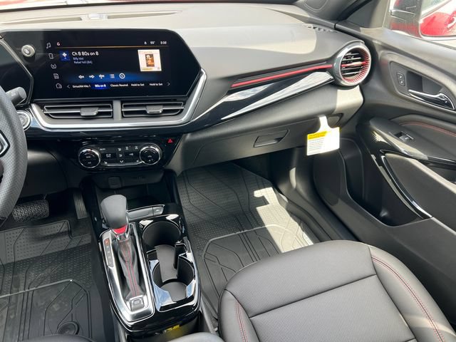 New 2026 Chevrolet Trax RS w/ Driver Confidence Package FWD image 30