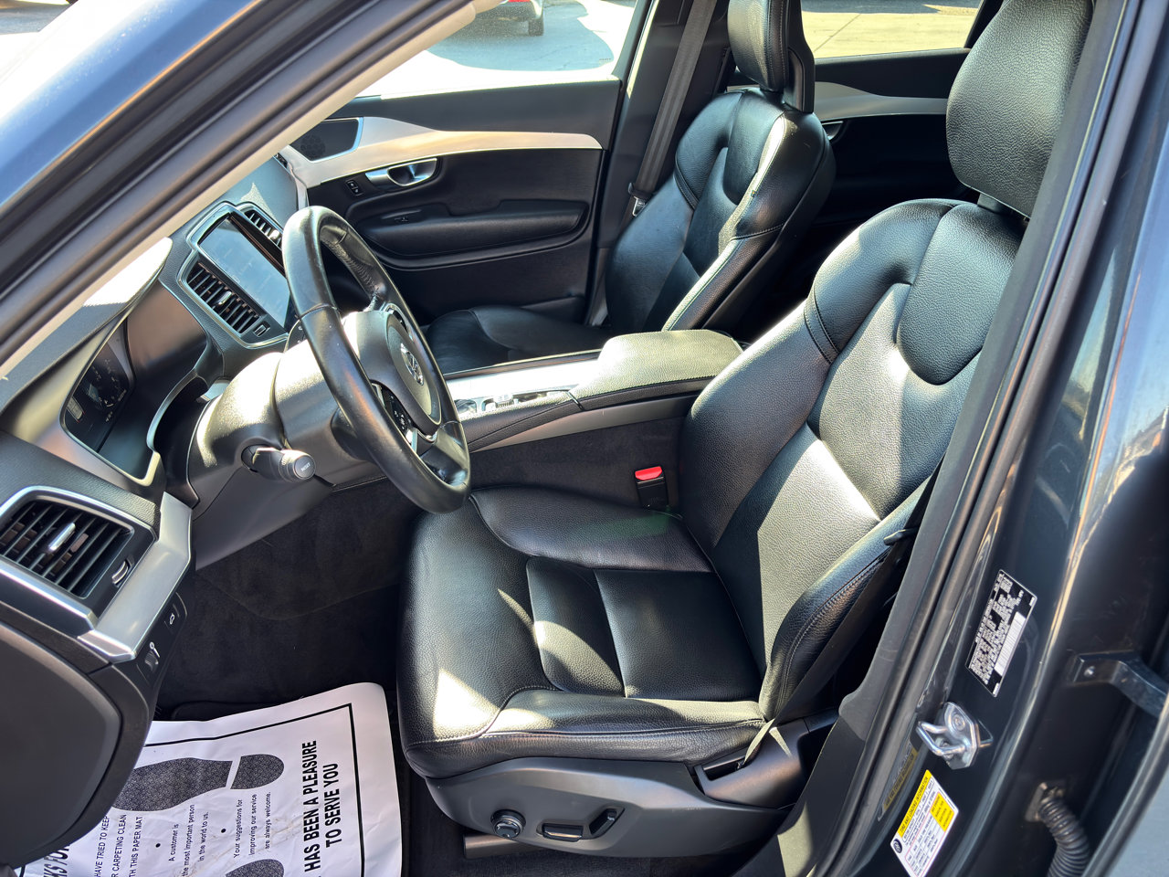 Used 2017 Volvo XC90 T6 Momentum image 19