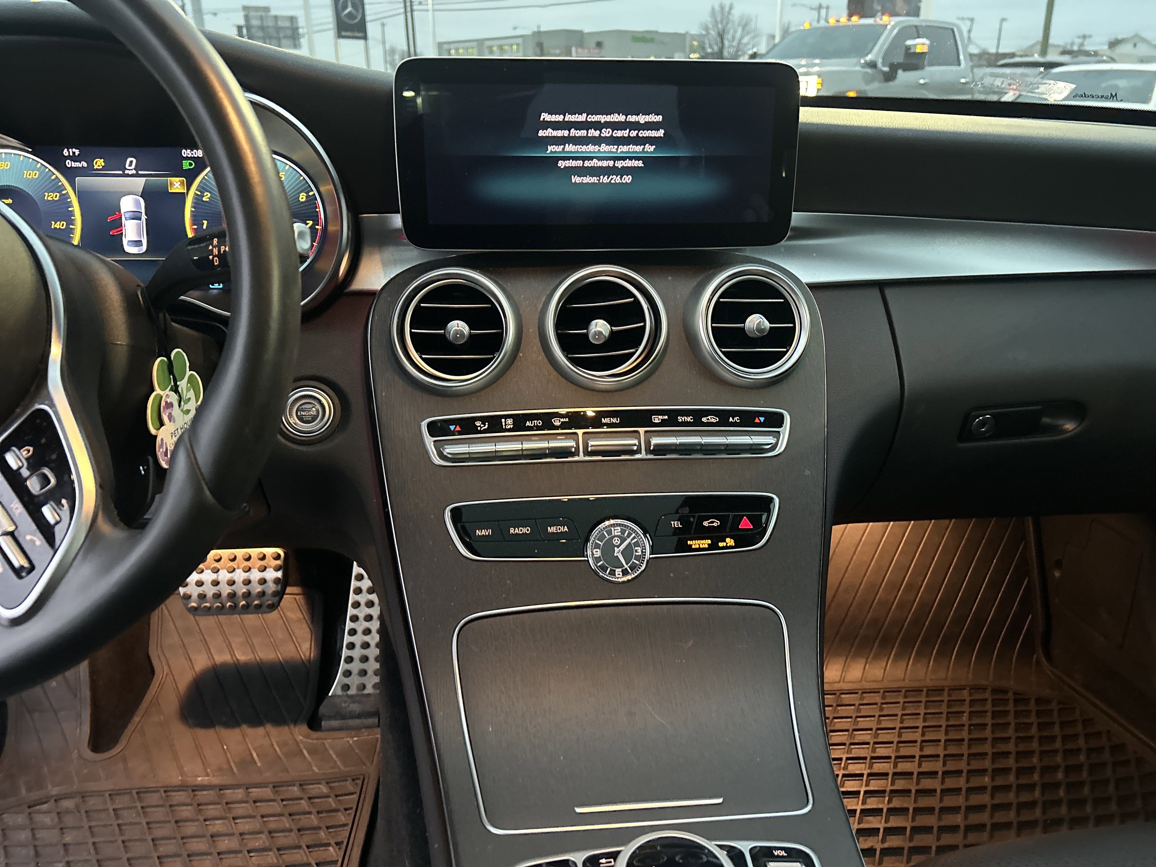 Used 2021 Mercedes-Benz C 300 4MATIC Sedan image 31